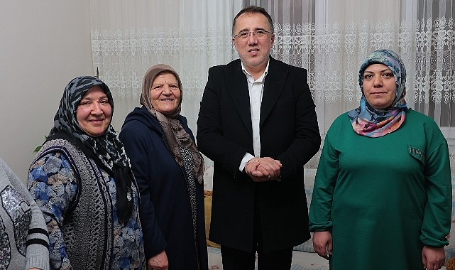 AK Parti Nevşehir Belediye Başkan Adayı Dr. Mehmet Savran, “Şehrimize olan sevdamızı, dün olduğu gibi yarında çalışarak göstereceğiz.” dedi