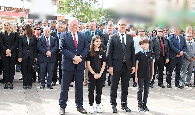 Edremit’te 23 Nisan törenlerle kutlandı