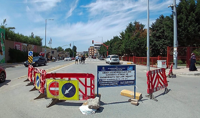 İSU, Tuzla Caddesi’ne 740 Metre Yeni Yağmur Suyu Hattı Yapıyor