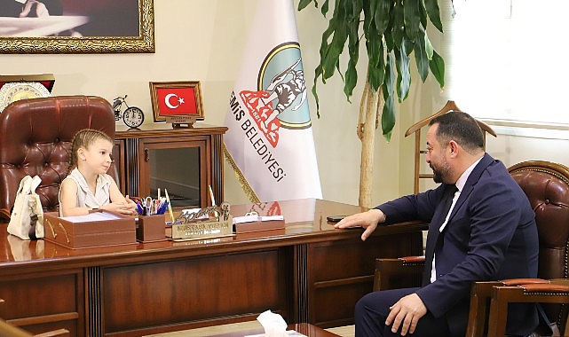 23 Nisan’da Başkanlık Koltuğuna Esila Oturdu