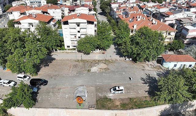 Edremit’te İskele Mahallesi’nde Çevre Düzenlemesi Yapılıyor