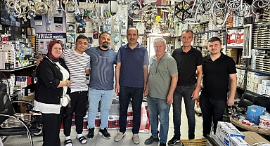 Başkan Altay Şehir Merkezinde Esnafları Ziyaret Etti