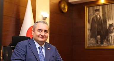 Keçiören Belediye Başkanı Dr. Mesut Özarslan`ın 30 Ağustos Zafer Bayramı Kutlama Mesajı