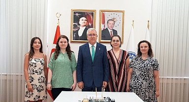 Egeli bilim ekibi HIV enfeksiyonunun erken tanısına yönelik nanobiyosensör geliştirecek