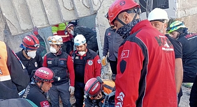 Kartepe’den Dayanışma Eli Gebze’ye Ulaştı