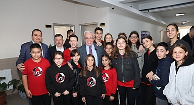 Başkan Şadi Özdemir: “Geleceği kuran öğretmenlerdir”